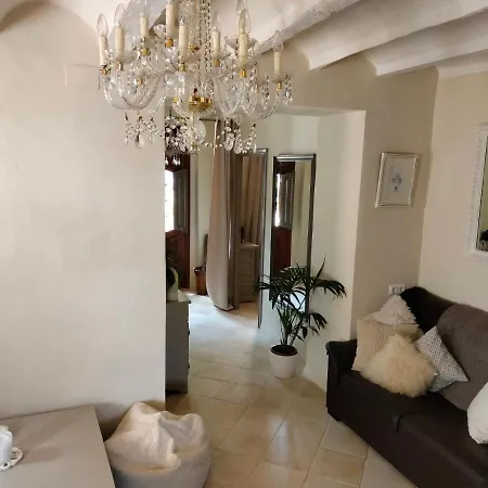 Les Penyetes Boutique 3* Campell