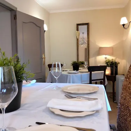 Les Penyetes Boutique Bed and breakfast